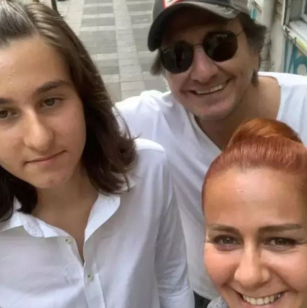 Foto - Arka Sokaklar'ın Hüsnü Çoban'ının eşi meğer bakın kimmiş? Görenler şaştı kaldı