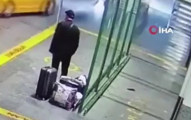 Foto - Arkadaşını çekiçle öldürüp yaktı: Cinayetten sonra pavyonda eğlendi!