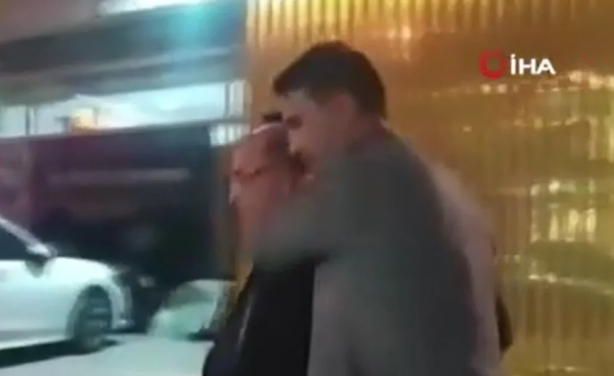 Foto - Arkadaşını çekiçle öldürüp yaktı: Cinayetten sonra pavyonda eğlendi!