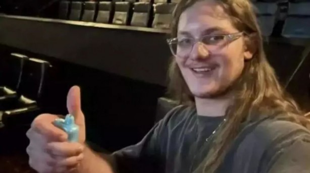 Foto - Arkadaşları Trump'a suikast girişiminde bulunan Crooks'u anlattı! Altından bir dram çıktı