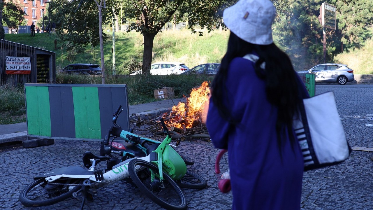 Foto - Arkasında siyonistler mi var? İsrail’e tepki gösteren Avrupa ülkesinde sokaklar karıştı