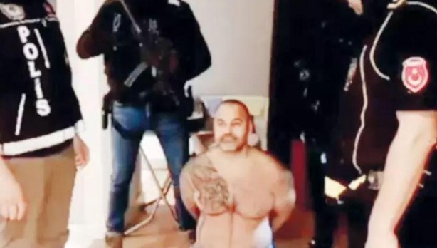 Foto - ‘Arnavut Chapo’ya ters kelepçe!