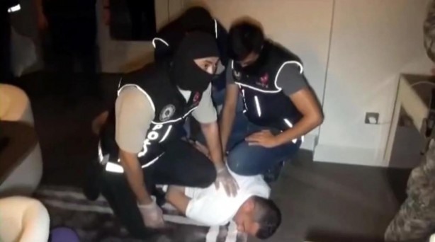 ‘Arnavut Chapo’ya ters kelepçe!