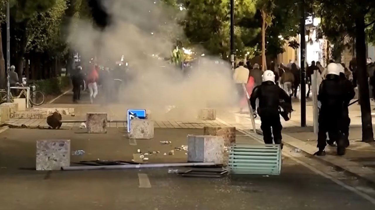 Foto - Arnavutluk'ta sular durulmuyor! Başbakanlık binasına patlayıcı yüklü dron ile saldıracaklardı