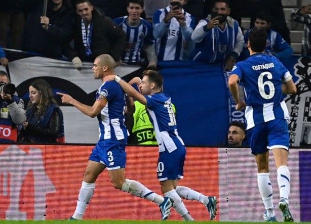 Foto - Arsenal 90+4'te yıkıldı