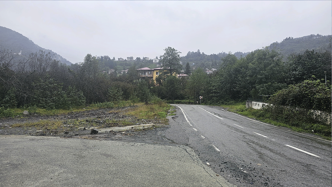 Foto - Art arda gelen haberler paniğe neden oldu! Artvin'de bir köy boşaltıldı