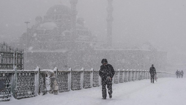 Foto - Art arda gelen kar haberlerinin ardından Meteoroloji öyle bir uyarı yaptı ki... Topa sonunda Cumhurbaşkanlığı bile girdi