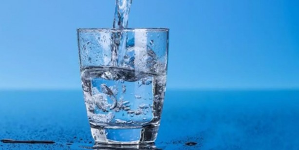 Foto - Artık günde bir şişe maden suyu içeceksiniz! Şaşkına çeviren faydası ortaya çıktı! Bakın nasıl iş görüyor! 