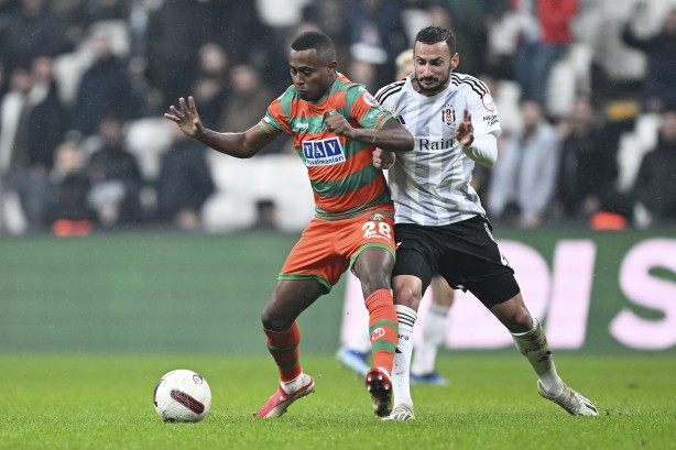 Foto - Artık kelleler alınıyor... Beşiktaş'ta akılalmaz olay! Ocak ayında bakın ilk giden kim olacak?