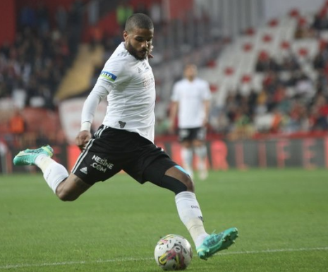 Artık kelleler alınıyor... Beşiktaş'ta akılalmaz olay! Ocak ayında bakın ilk giden kim olacak?