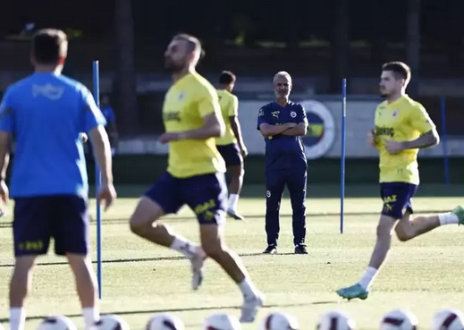 Foto - Artık şok eden flaş veda geliyor! Ünlü isimi seçtiler! Suudi Arabistan'a gidiyor!