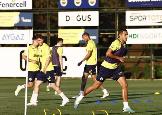 Foto - Artık şok eden flaş veda geliyor! Ünlü isimi seçtiler! Suudi Arabistan'a gidiyor!