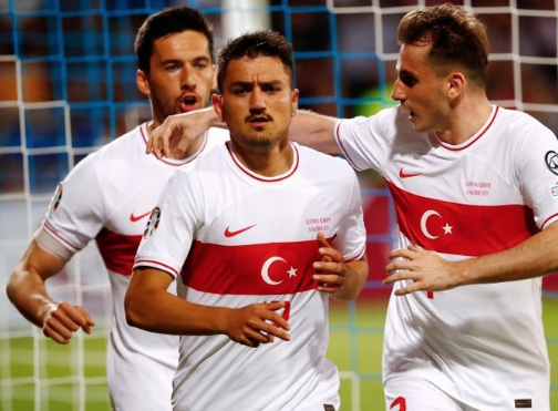 Foto - Artık son çok yakın: Fenerbahçe öyle bir yıldızı getiriyor ki! Herkes şaşıracak...