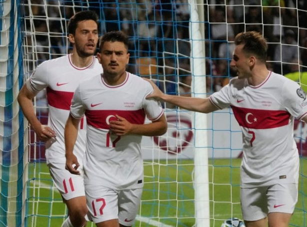 Foto - Artık son çok yakın: Fenerbahçe öyle bir yıldızı getiriyor ki! Herkes şaşıracak...