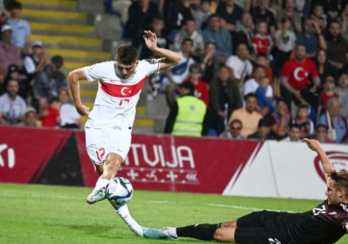 Foto - Artık son çok yakın: Fenerbahçe öyle bir yıldızı getiriyor ki! Herkes şaşıracak...