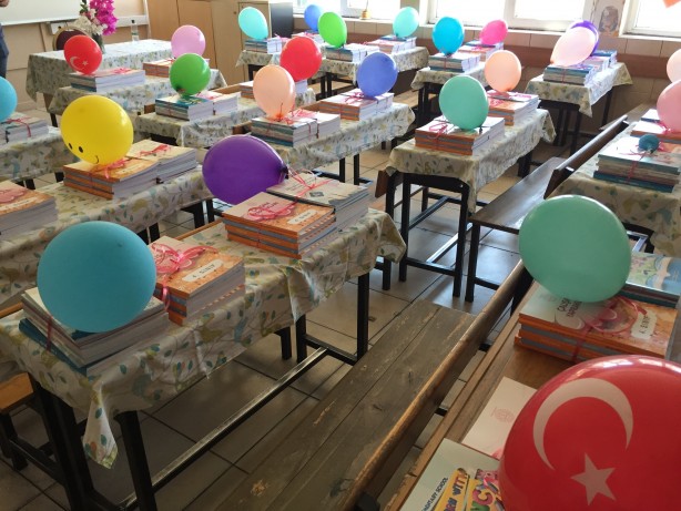 Artık yardımcı kaynak kitaplar da ücretsiz! MEB'in projesi bu yıl hayata geçiyor