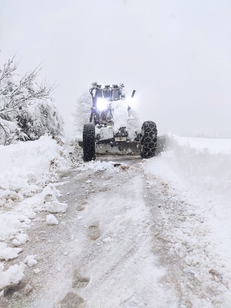 Foto - Artvin kara kışla mücadele ediyor