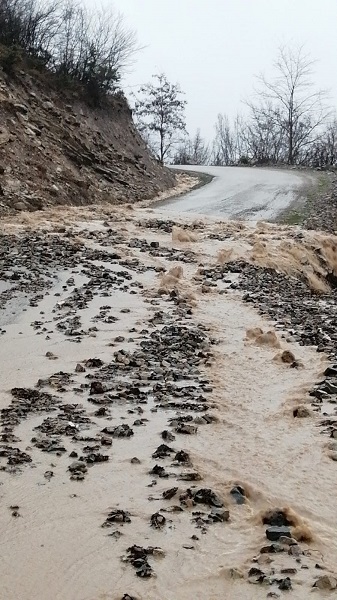 Foto - Artvin kara kışla mücadele ediyor