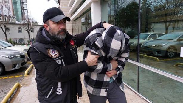 Eski uzman çavuşlardan yaklaşık 5 milyon değerinde sentetik hap ele geçirildi