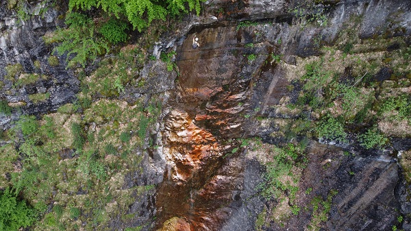 Foto - Aşağıya böyle indiler! Bunu yapmak yürek ister