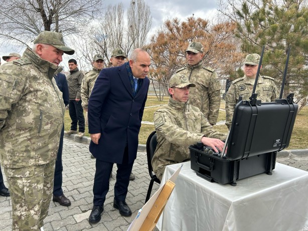 Foto - ASELSAN'dan bir başarı daha: İnsansız kara aracı ASLAN!