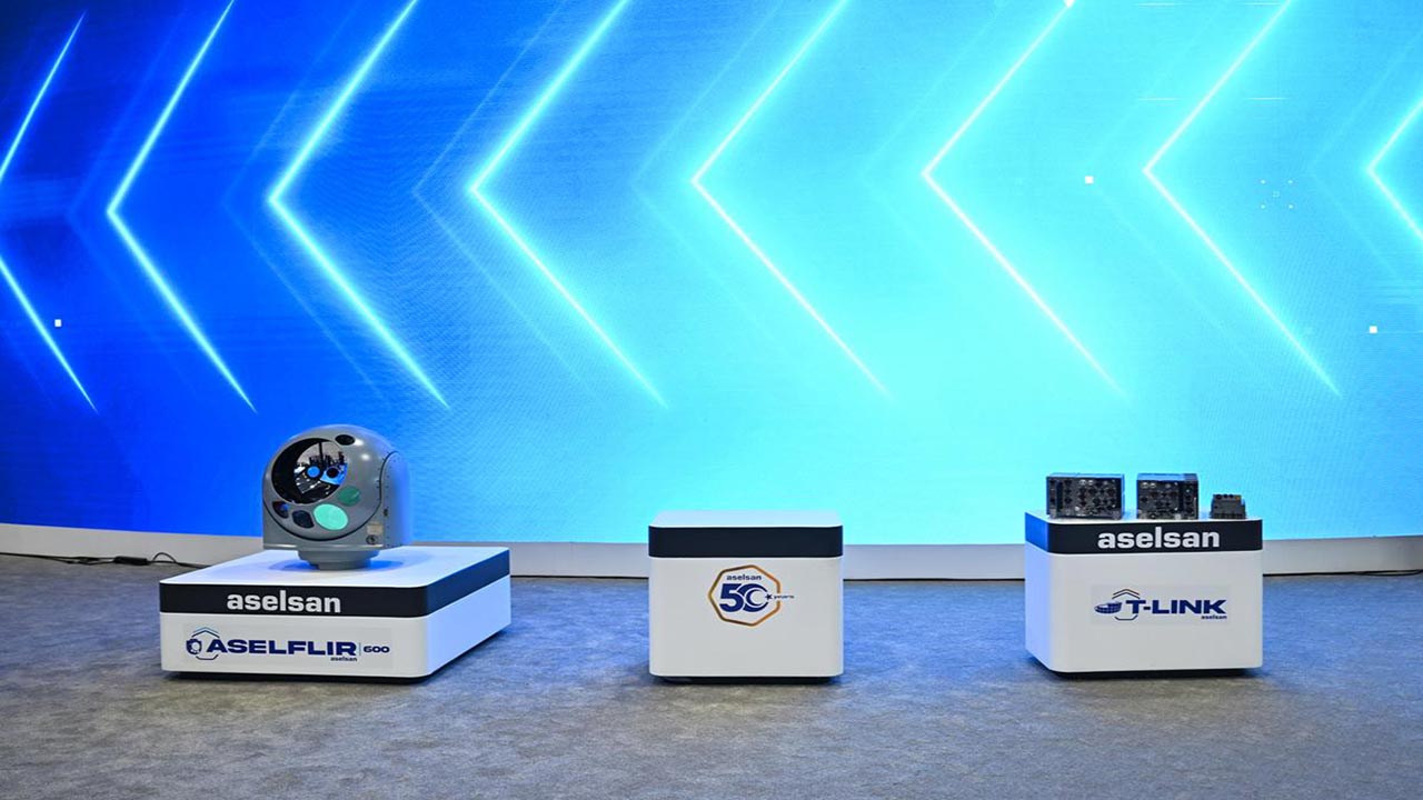 ASELSAN’dan gövde gösterisi! Gök Vatan’ın yıldızları IDEF 2025’te sahne aldı