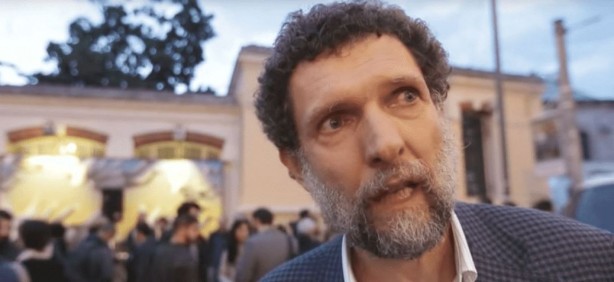 Foto - Aselsan’ın ürettiği yerli telefonun önünü kesen Türk bakın kimmiş! Şu an hak ettiği yerde