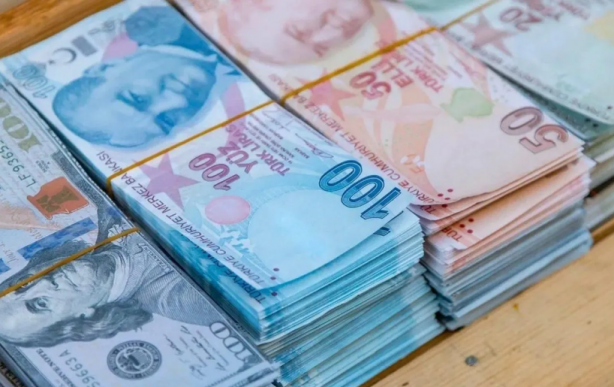 Foto - Asgari ücret 10 bin 500 lira mı olacak? Zafer Şahin son kulis bilgisini canlı yayında açıkladı