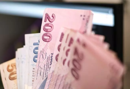 Asgari ücret görüşmelerinin ikincisi başladı! Masaya öyle bir rakam geldi ki, olursa işçiler bayram eder