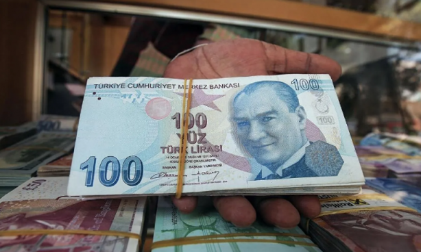 Foto - Asgari ücretten 1 TL bile fazla alanlar yandı! Çok kötü haber, 'O tarihte kesilecek' diyerek duyurdu