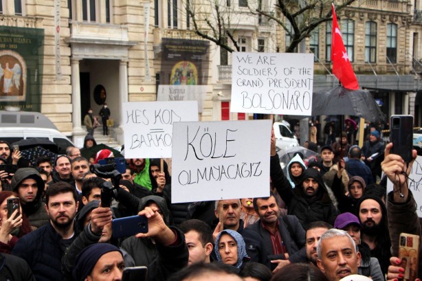 Foto - Aşı karşıtlarından 'eşek' ve 'deve'li protesto!