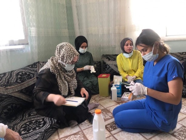 Foto - 'Aşı kısırlık yapıyor' iddiaları sonrası harekete geçtiler! Timler sokağa indi