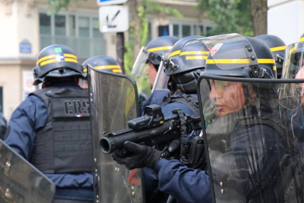 Foto - 'Aşı zorunluluğu' ve 'sağlıkı kartı' kararının ardından Fransa'da sokaklar karıştı! Binlerce kişiden protesto