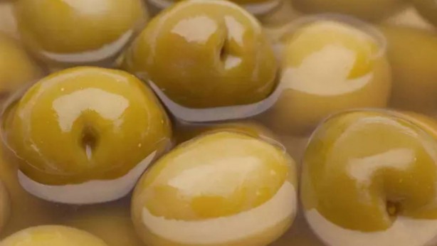 Foto - Asıl antibiyotik eczanede değil evimizdeymiş! İbrahim Saraçoğlu "Sakın atmayın" deyip gizli kür tarifini verdi! Boğaza sarınca bakın neler oluyor neler