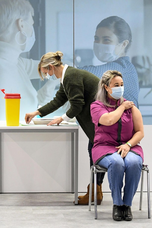 Foto - Aşılamanın başlamasıyla ölüm haberleri gelmeye başladı! Çok sayıda ölü var