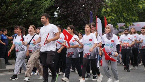 Foto - Asımın nesli 15 Temmuz şehitleri için koştu 