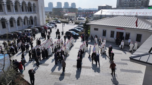 Asımın nesli geliyor! Örgün eğitimle birlikte hafızlık projesi ilk meyvelerini verdi