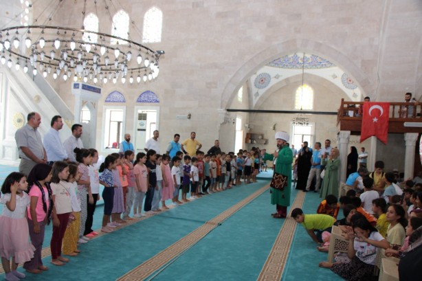 Asım’ın nesli "Nasrettin Hoca" gösterisi ile eğlendi