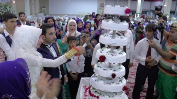 Foto - Aşiret düğününde dolar ve altın yağmuru