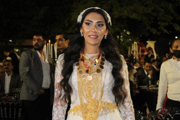 Foto - Aşiret düğününde takılan takıyı duyan şoke oldu!