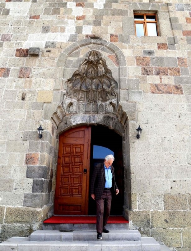 Asırlık camiler artık Ramazan ayına hazır!