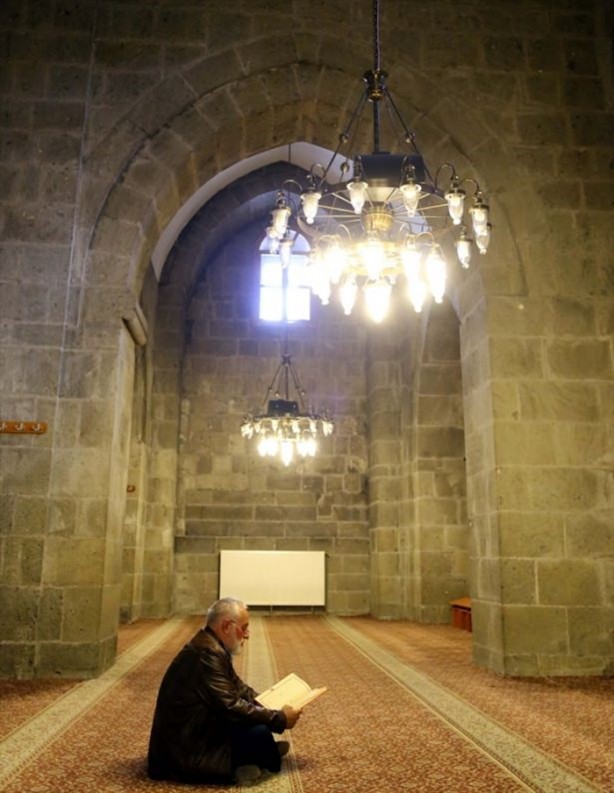 Foto - Asırlık camiler artık Ramazan ayına hazır!