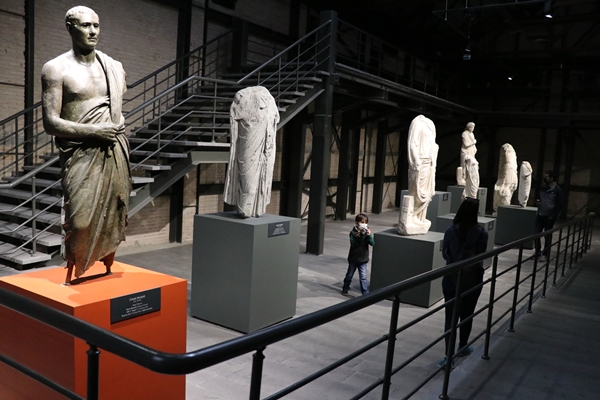 Foto - Asırlık fabrikada kuruldu... 2023 yılında açılacak