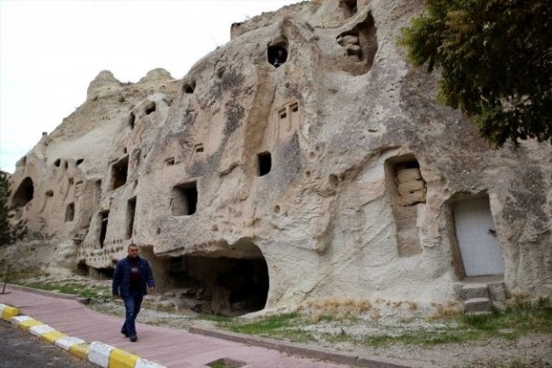 Foto - Asırlık kaya oyma ev geleneğinden vazgeçmiyorlar