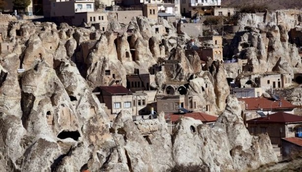 Foto - Asırlık kaya oyma ev geleneğinden vazgeçmiyorlar