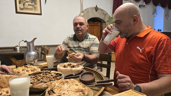 Foto - Asırlık kubbeden esinlenip kebap hazırladı
