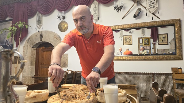 Foto - Asırlık kubbeden esinlenip kebap hazırladı