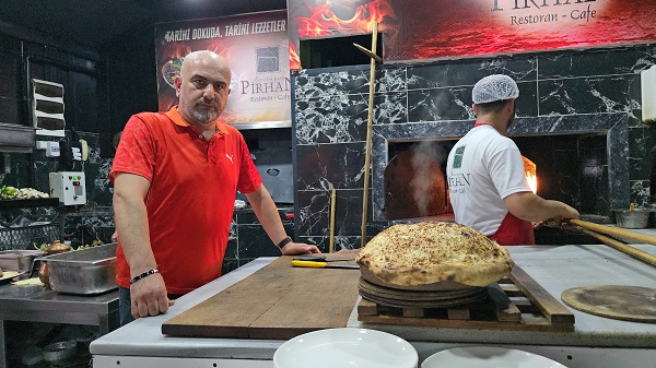 Foto - Asırlık kubbeden esinlenip kebap hazırladı