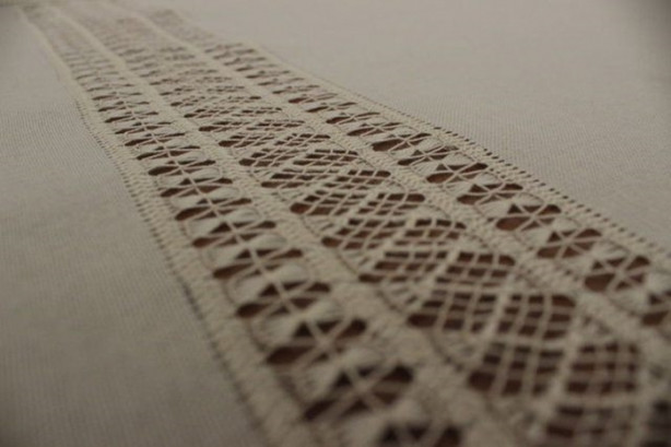  Asırlık nakış işi gelir kaynağı oldu