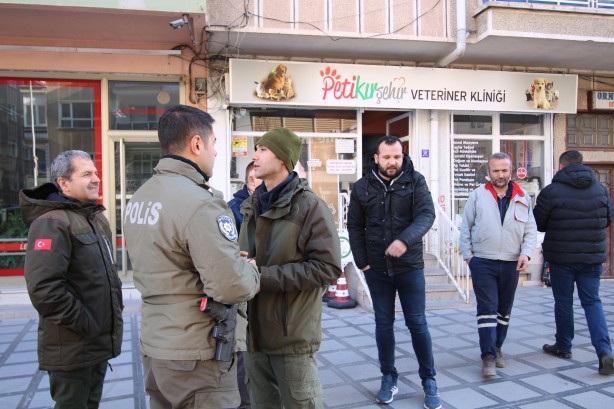 Foto - 'Aşk ve Bağlama' büyüsü için yaptıklarına kimse inanamadı! Skandal manzara